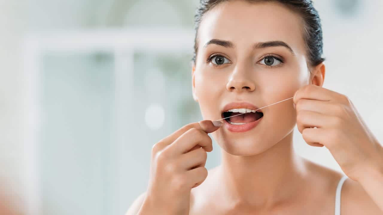 The Link Between Poor Flossing and Gum Disease Cambridge