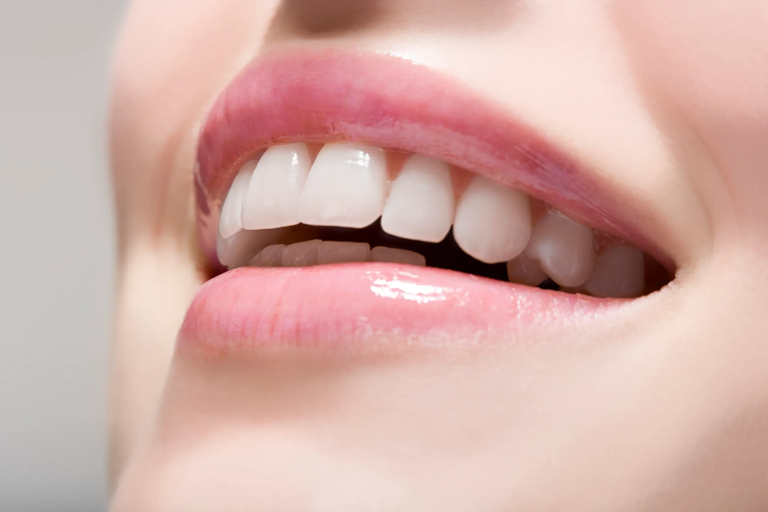 Keep Your Smile Radiant: How Nutrition Supports Teeth Whitening Maintenance Cambridge